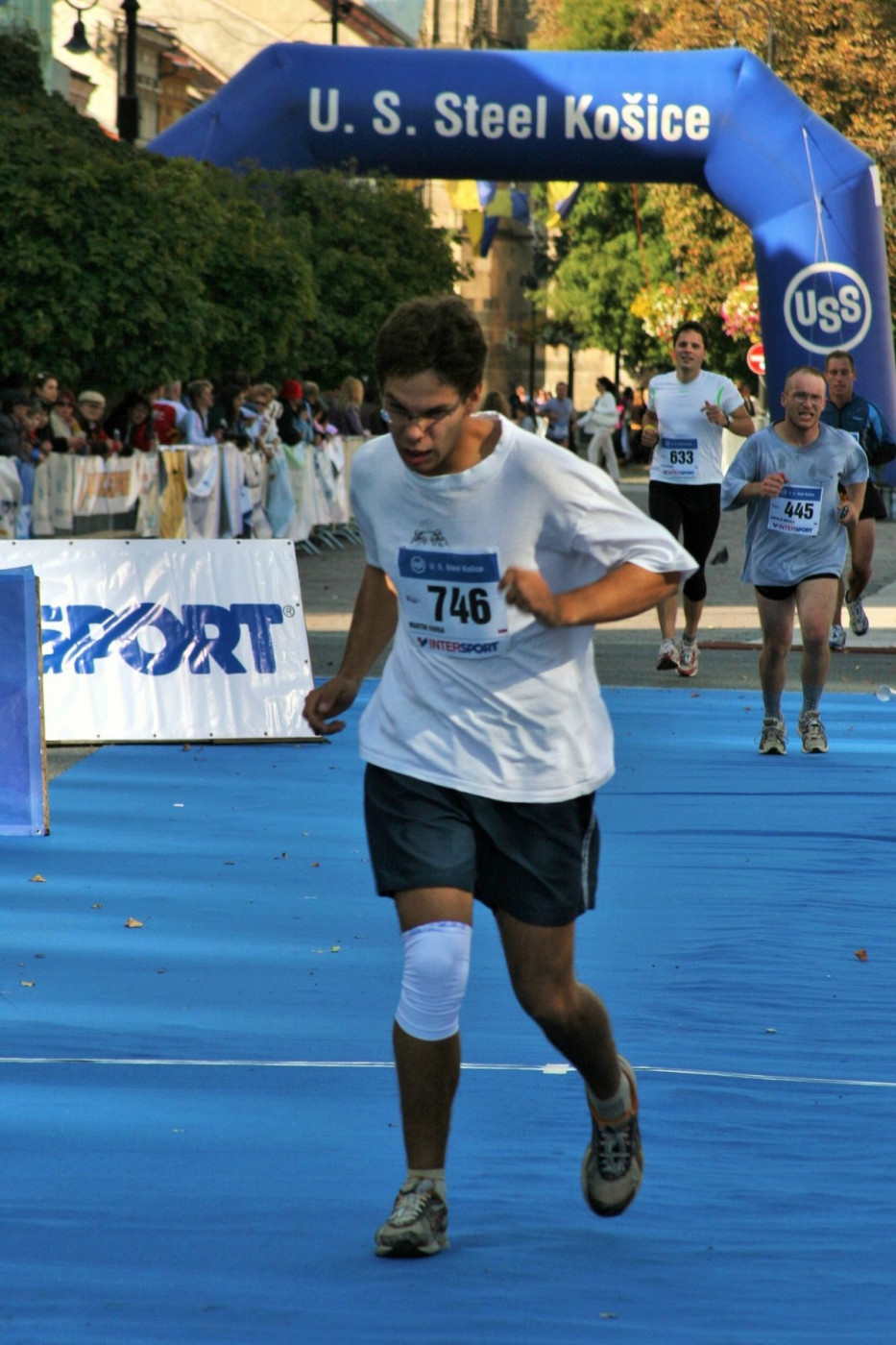 Martin Varga v cieli svojho prvého maratónu, Košice, 2009
